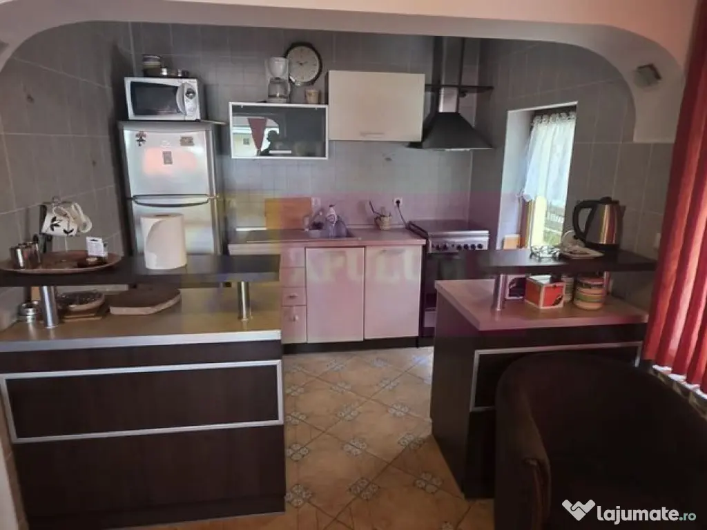 Vila duplex de vanzare cu 4 camere in Azuga 