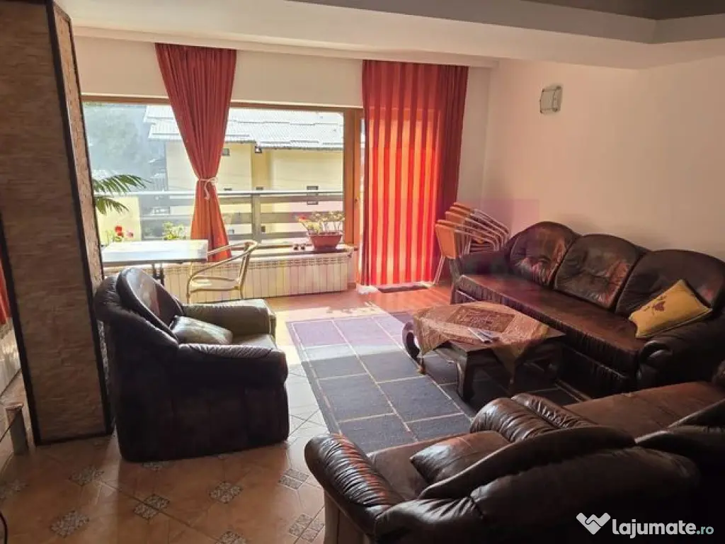 Vila duplex de vanzare cu 4 camere in Azuga 