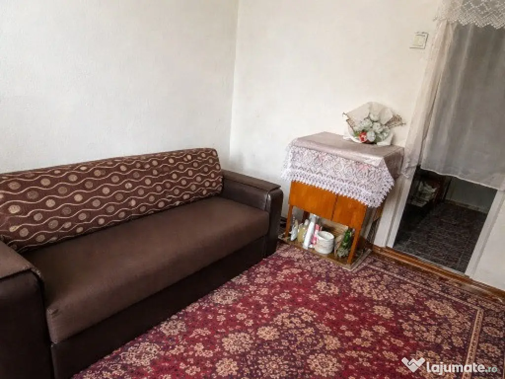 OportunitateTractorul, Brașov – Garsonieră mobilată, ideală investitie 