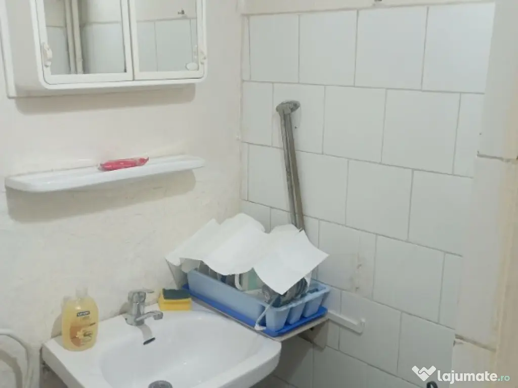 OportunitateTractorul, Brașov – Garsonieră mobilată, ideală investitie 