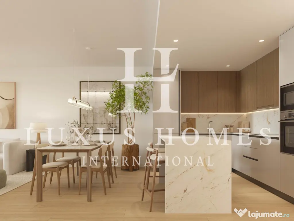 Apartament premium cu piscină și sală de sport, situat într-un cartier de coastă 