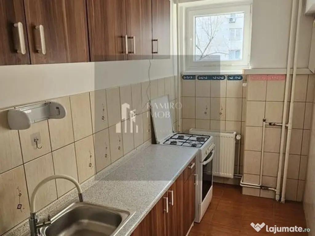 Garsoniera Renovata 35 mp - Metrou 1 Decembrie la 3 minute 