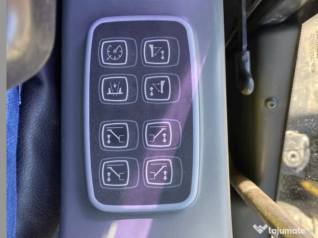 excavator JCB JS 175 w 18 tone An 2006 