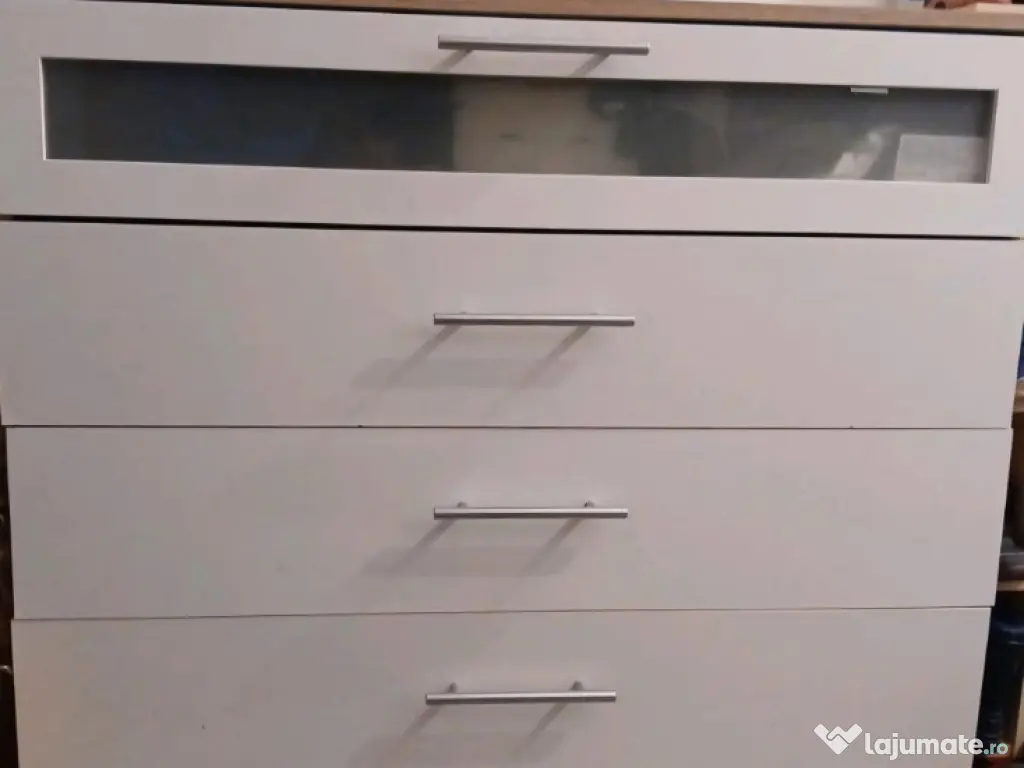 comode. paturi ,mobilier 