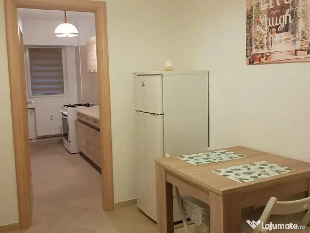 Vitaa mall etaj 2 decomandat 