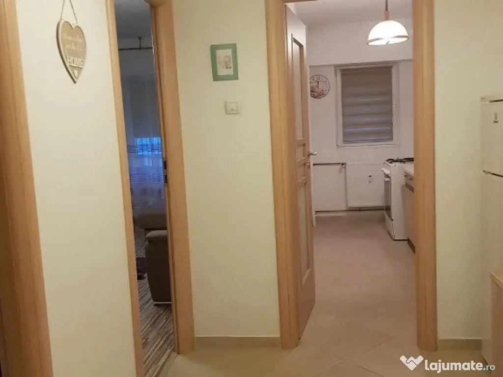 Vitaa mall etaj 2 decomandat 