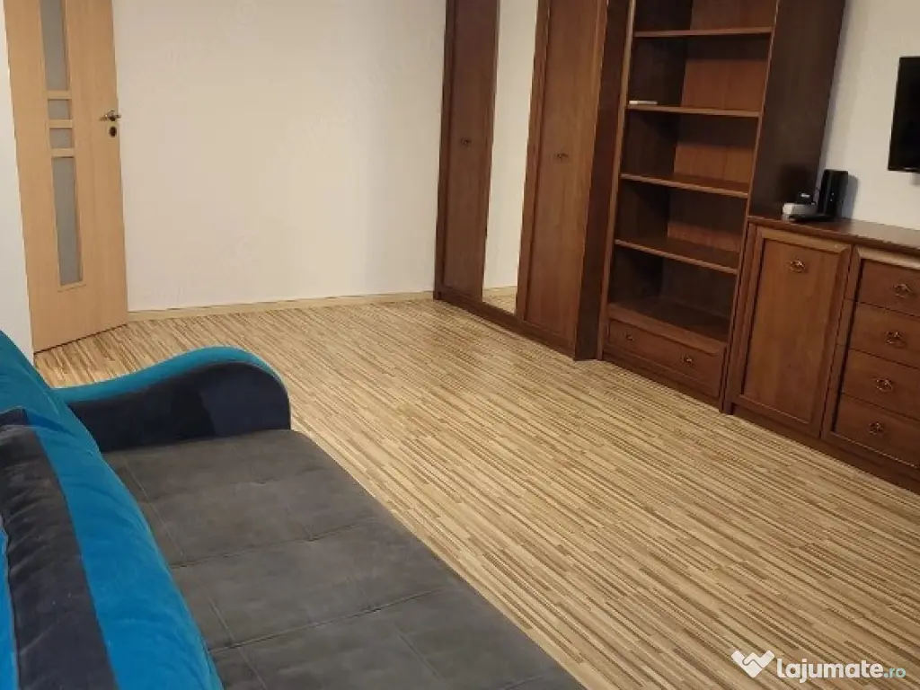 Vitaa mall etaj 2 decomandat 