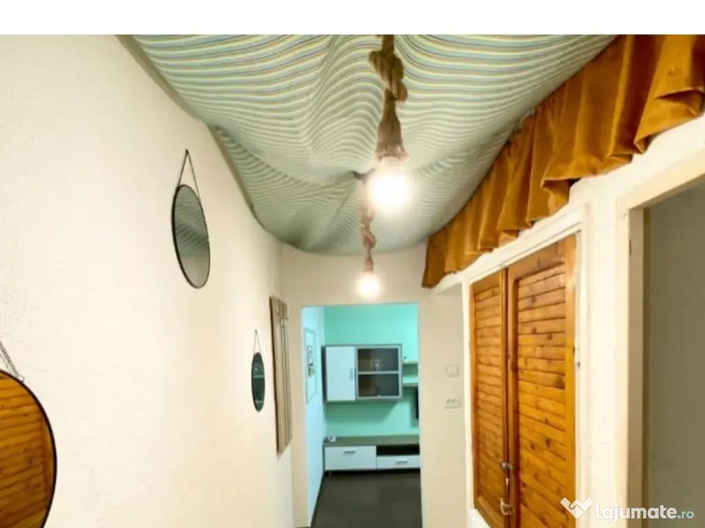 Vând apartament 2 camere parter Piața Mihai Bravu 