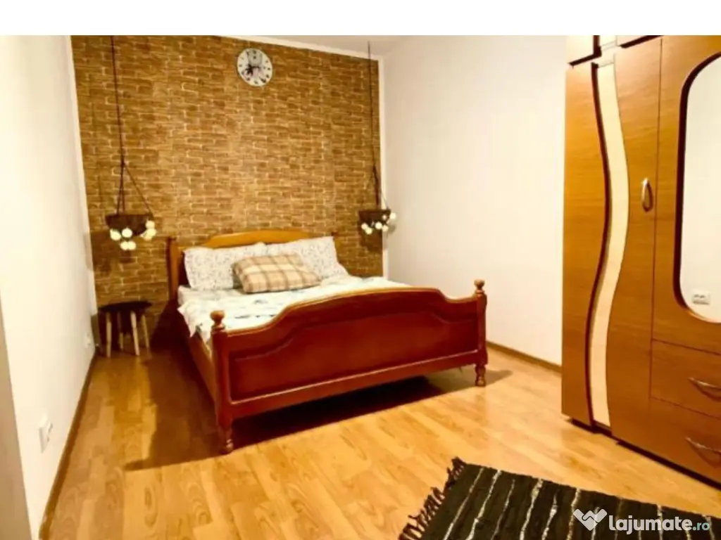 Vând apartament 2 camere parter Piața Mihai Bravu 