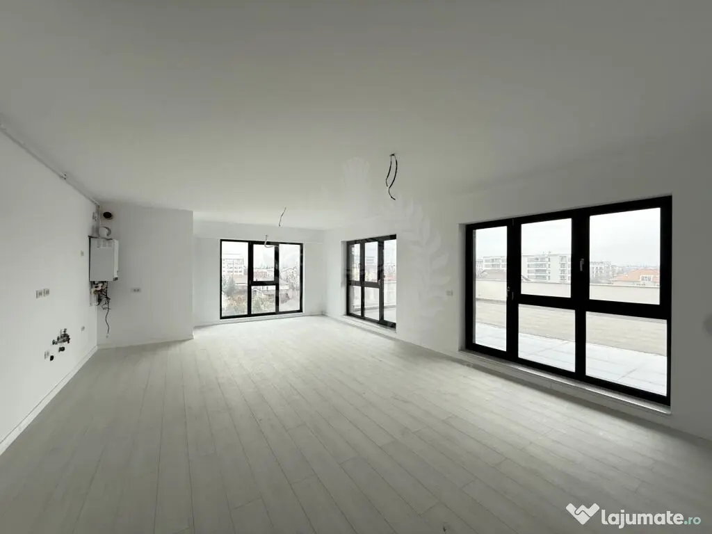 Apartament 3 camere / Penthouse, bloc nou, cartier Albert, 