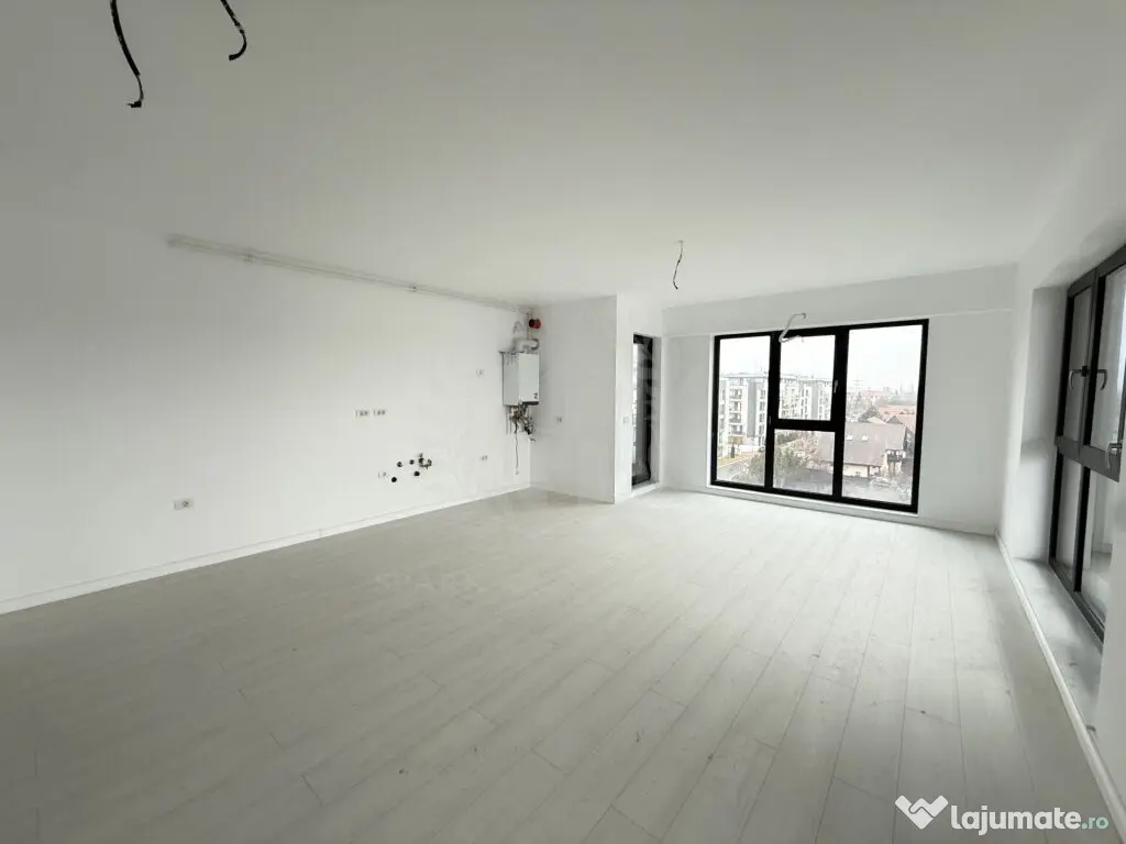 Apartament 3 camere / Penthouse, bloc nou, cartier Albert, 