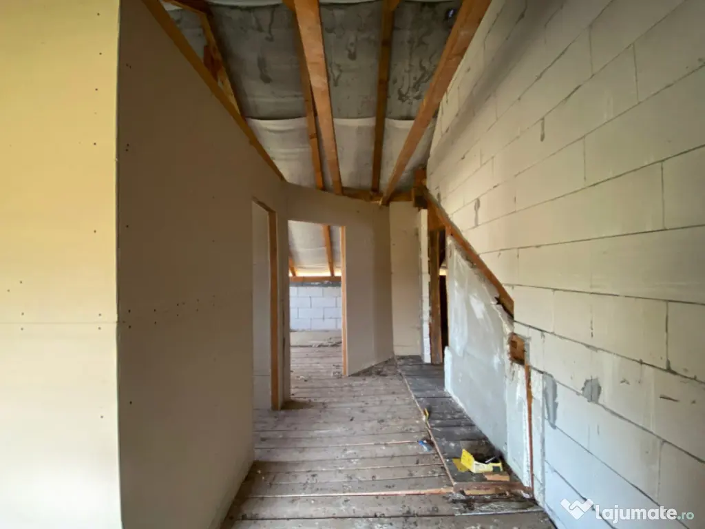 Casă P+M Remetea Chioarului, 135 mp utili, teren 435 mp, 49 