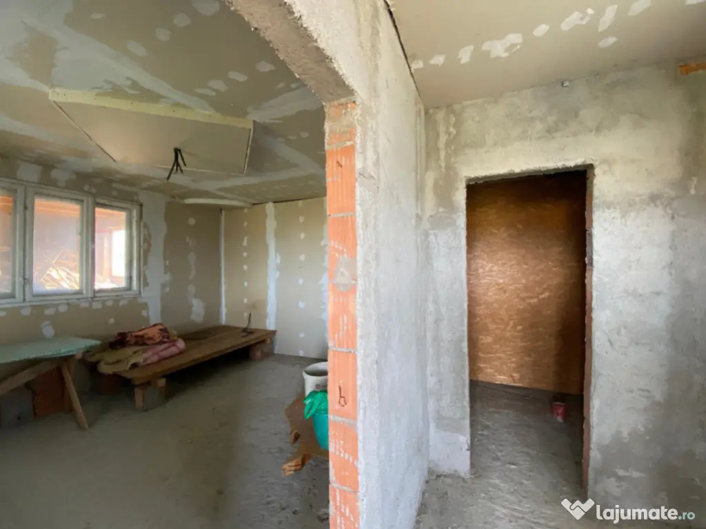 Casă P+M Remetea Chioarului, 135 mp utili, teren 435 mp, 49 