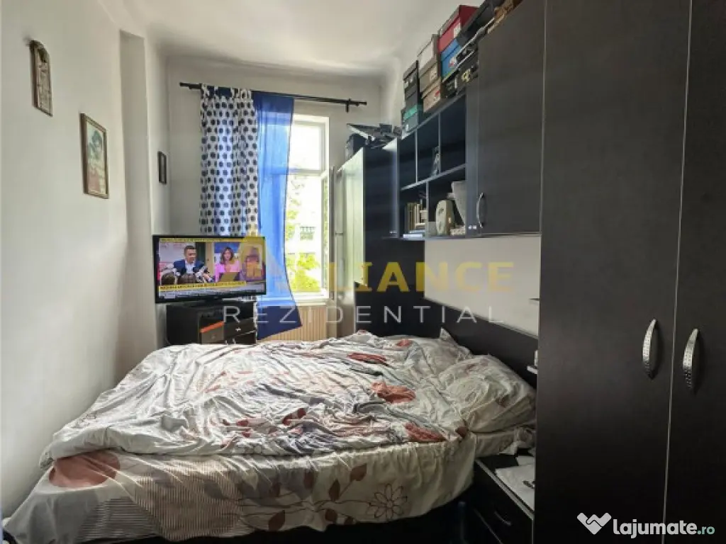 Apartament 4 camere , 92 mp { Metrou Universitate } 