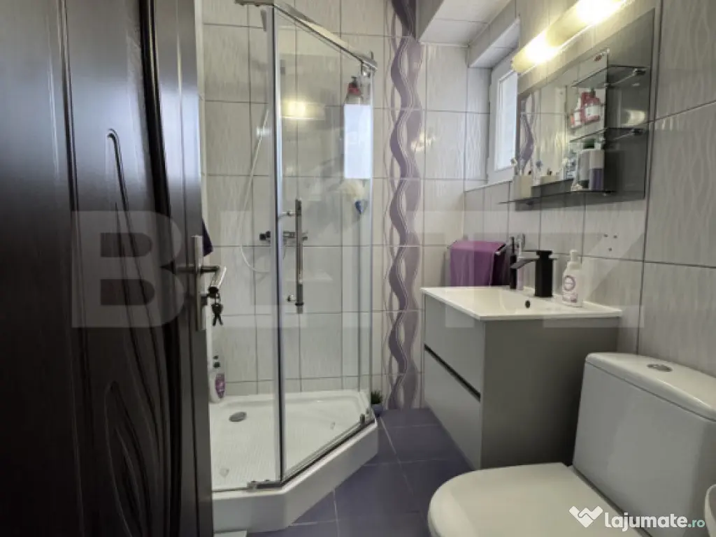 Apartament doua camere decomandat 47 mp zona Lidl 