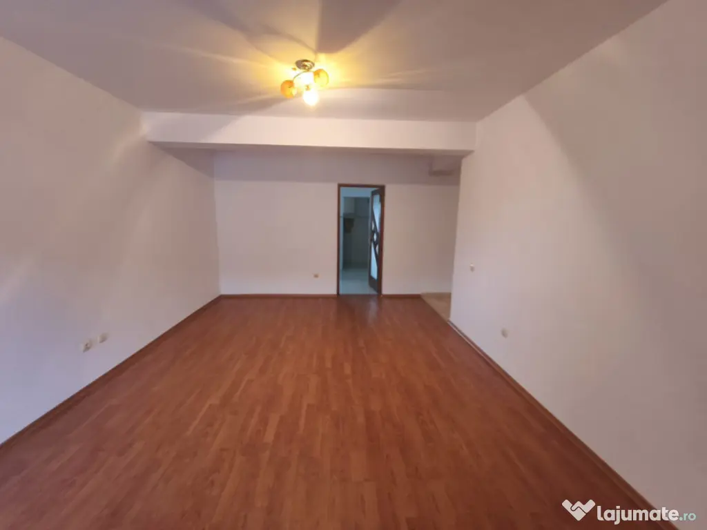 Apartament 2 camere, 78mp, Radauti 