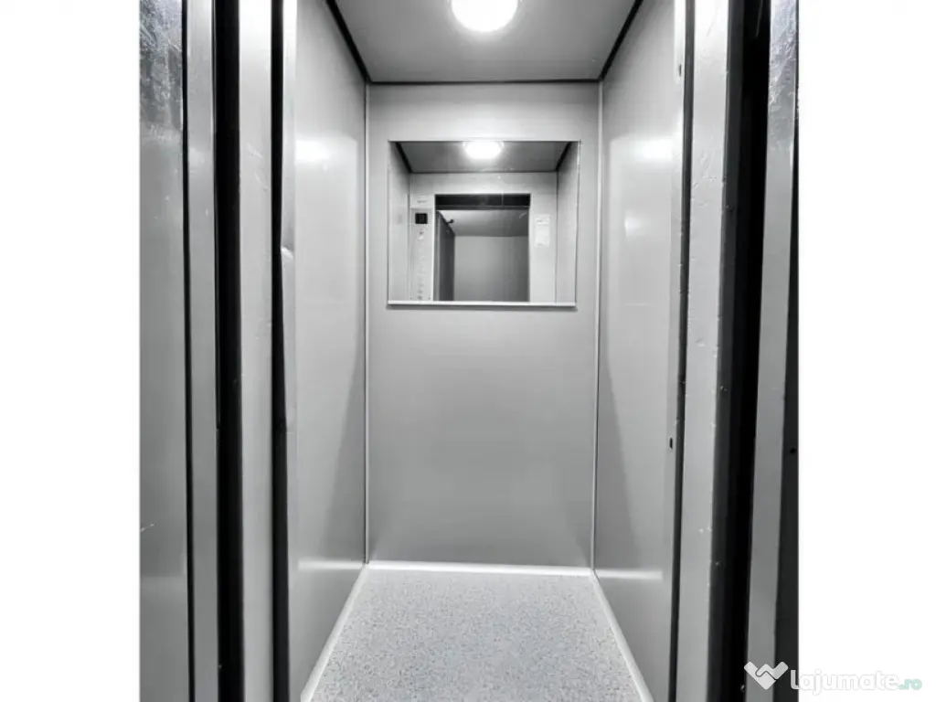 Garsoniera 42 mp Strada De Mijloc 