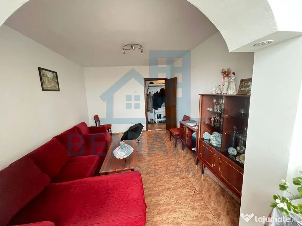 Apartament-3 Camere-Semidecomandat-65mp-Astra-Brasov 