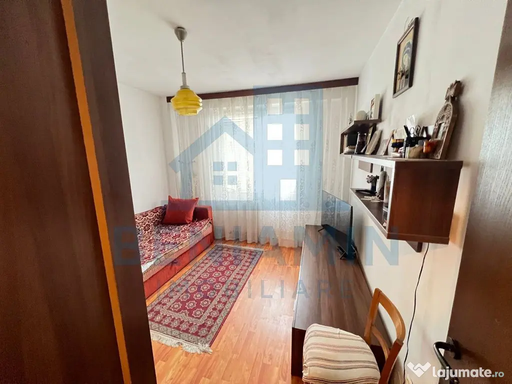 Apartament-3 Camere-Semidecomandat-65mp-Astra-Brasov 