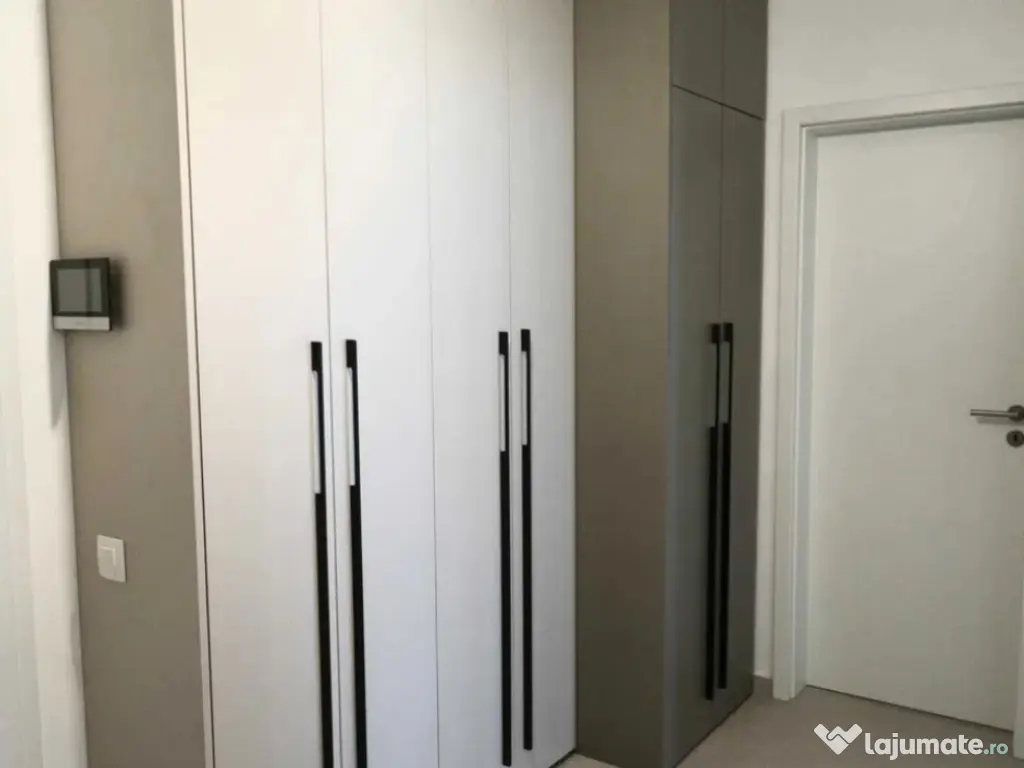 Garsoniera decomandata - zona Tractorul 