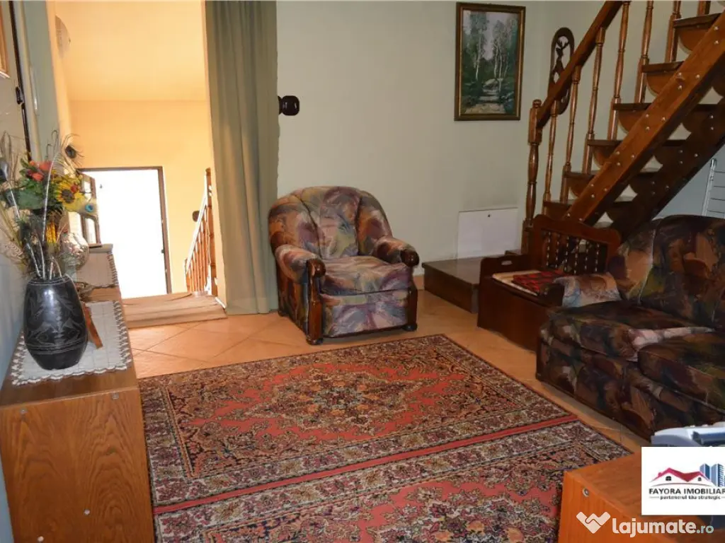 Casa si Spatiu Comercial de Zona Semicentrala