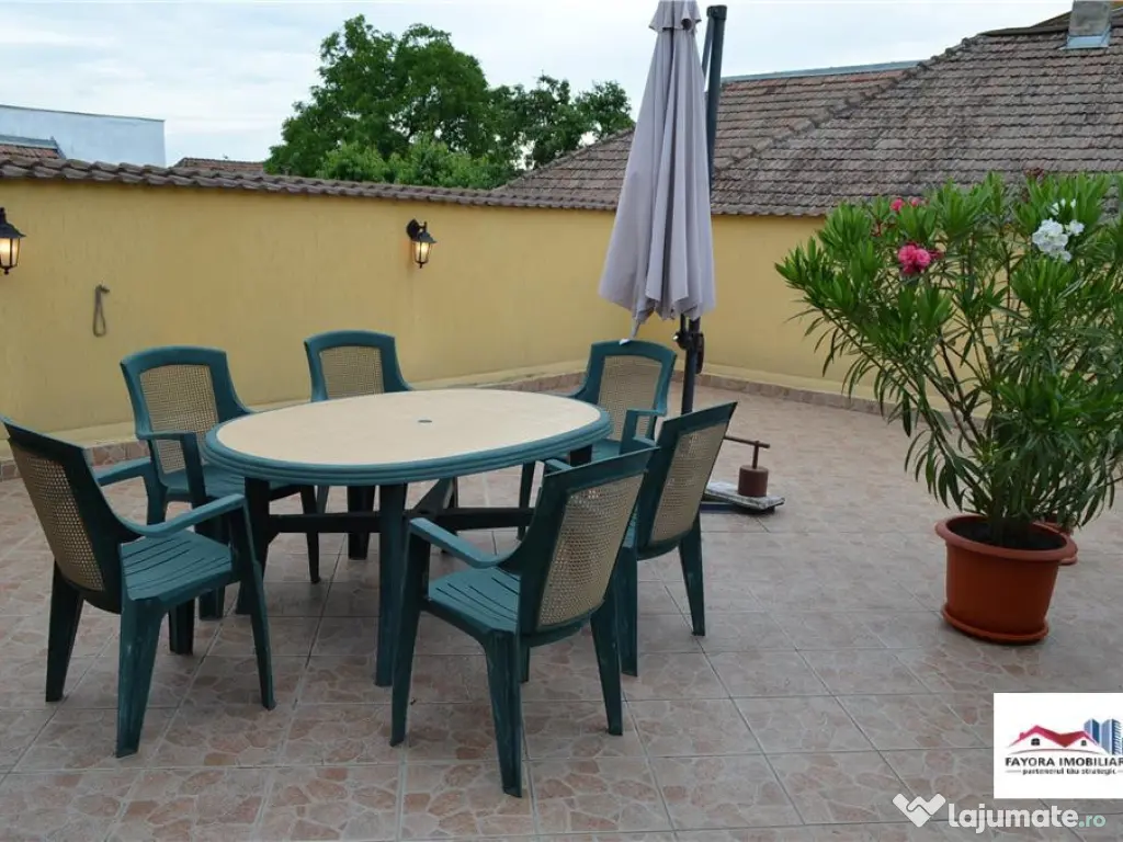 Casa si Spatiu Comercial de Zona Semicentrala