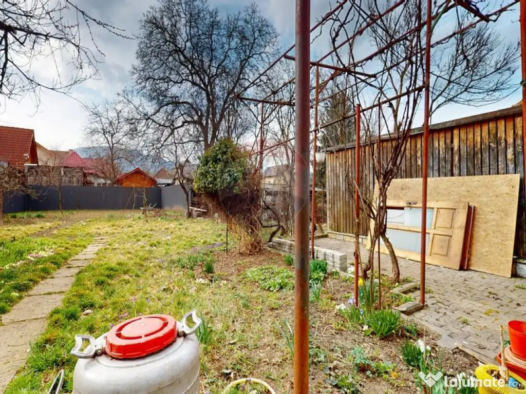 Casă 5 camere Făget cu garaj, ideală pentru locuință...