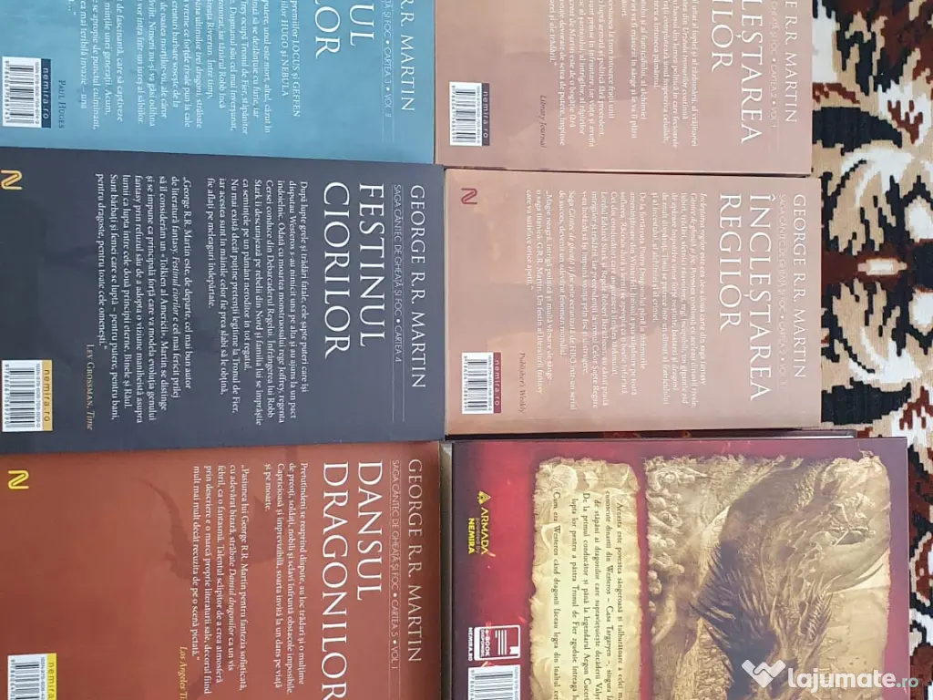 Vând set Cântec de gheață și foc/Game of Thrones/Urzeala Tronurilor 