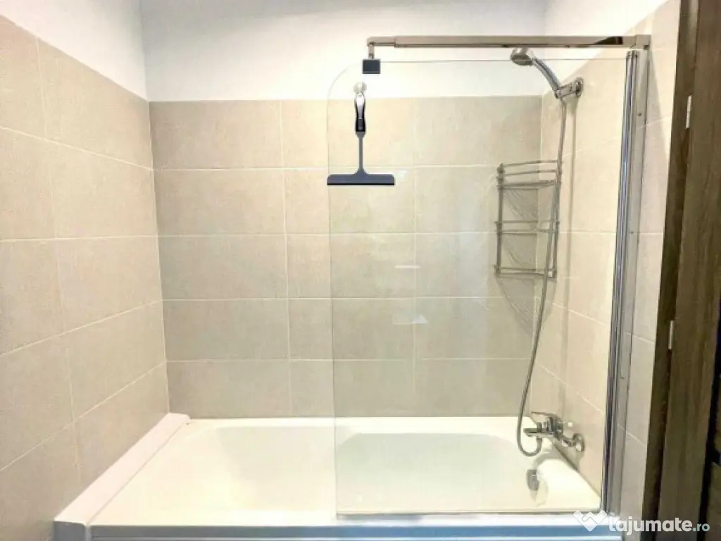 Metalurgiei studio cu parcare binelui 