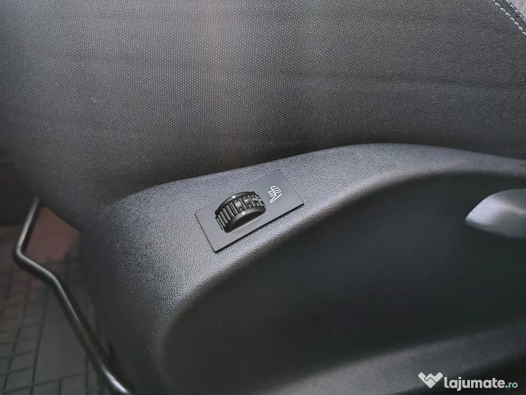 Peugeot 208 1.2 PureTech 2018 42.000km