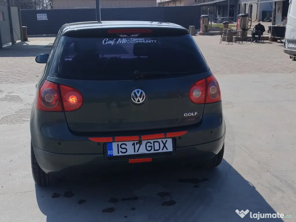 Vw golf 5 1.6 benzina 2005 Vând urgent