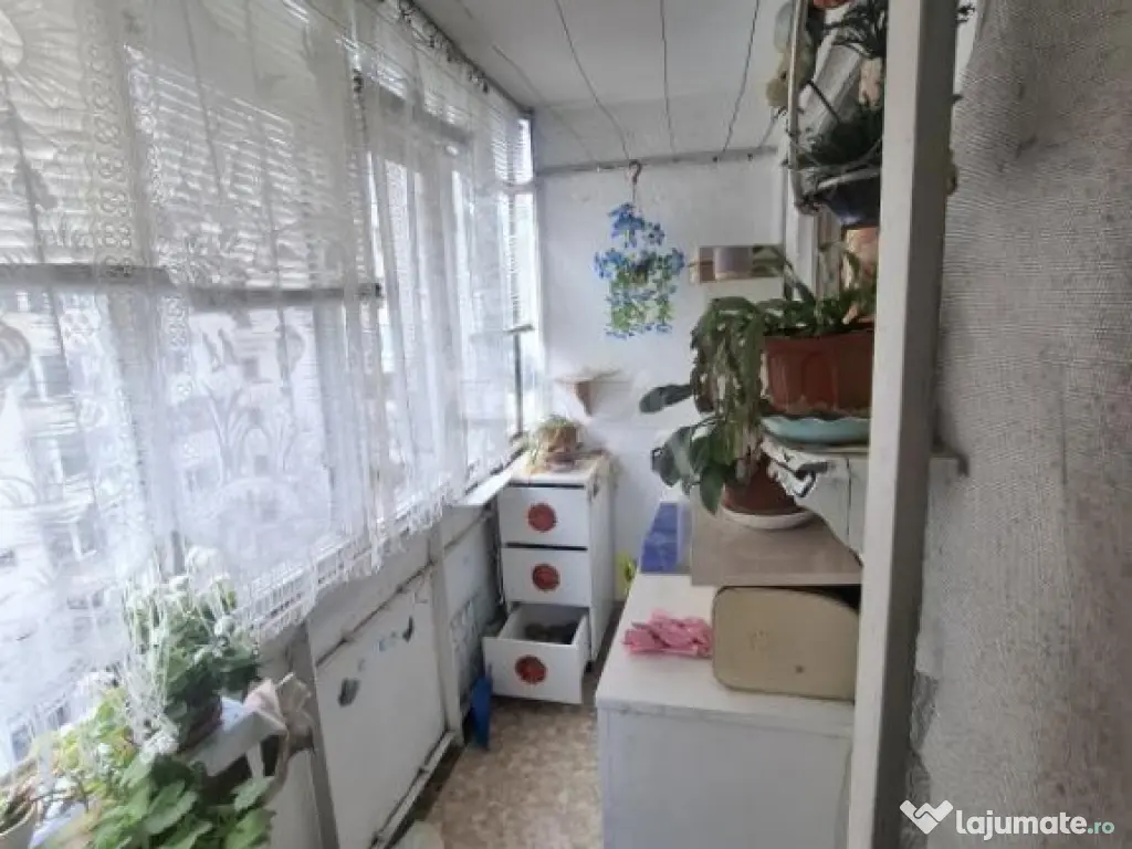 2 camere, 5/8, 51mp, bloc 1985- Crangasi-Str. 9 Mai 