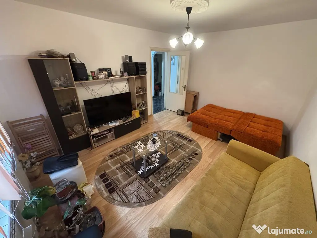 Apartament 3 camere zona Inel 1 cu Centrala 