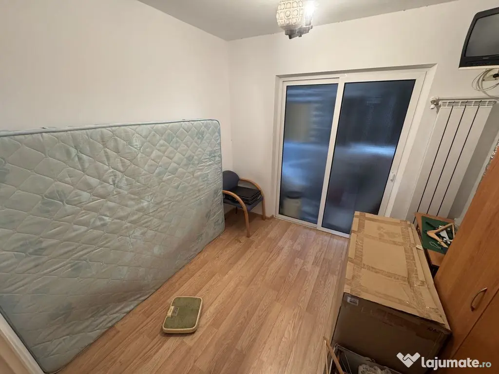 Apartament 3 camere zona Inel 1 cu Centrala 