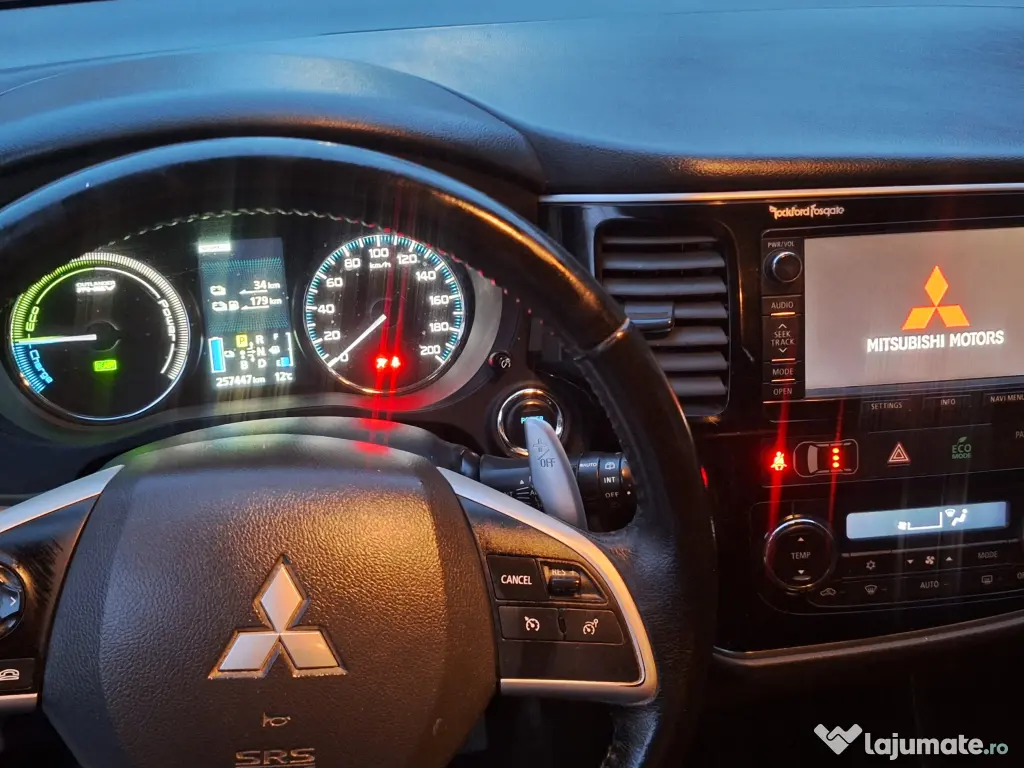 Mitsubishi Outlander Phev 2014