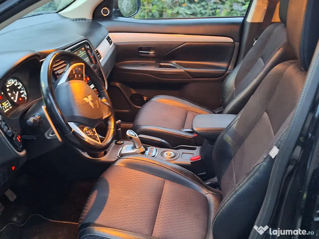 Mitsubishi Outlander Phev 2014