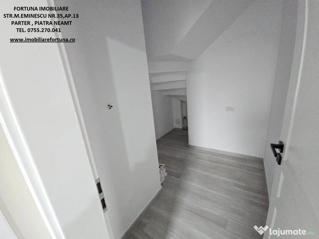 Casa noua,moderna tip duplex la alb/cheie si teren 250 mp,P.Neamt 