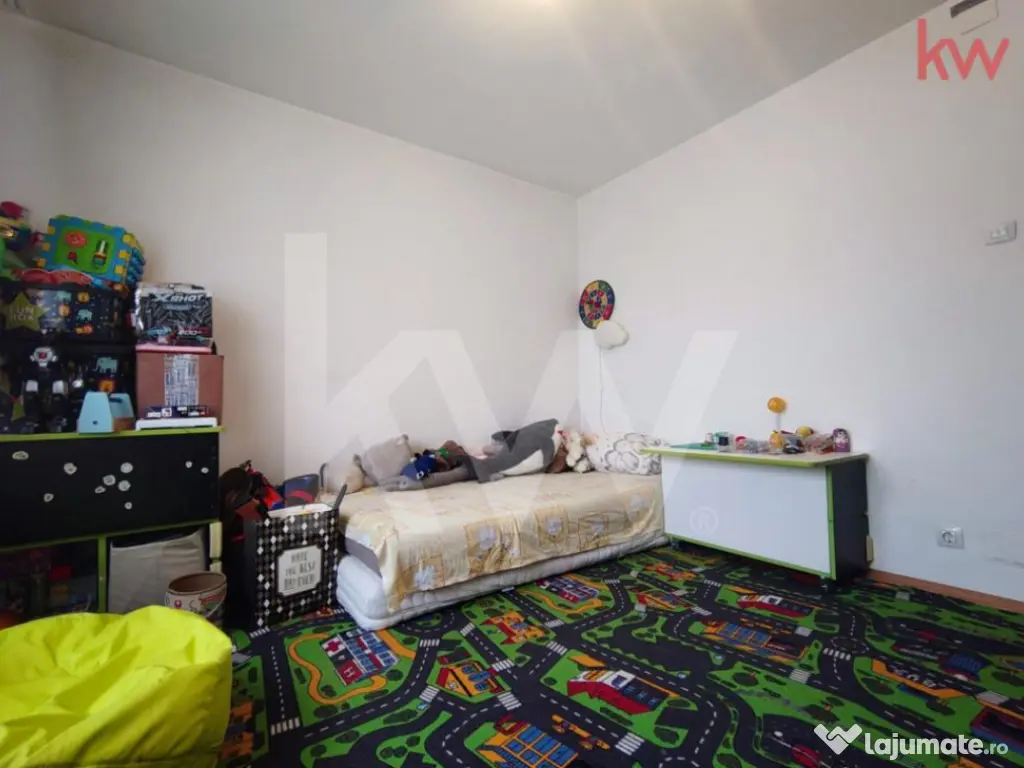 Apartament generos 3 camere, 1 Mai 