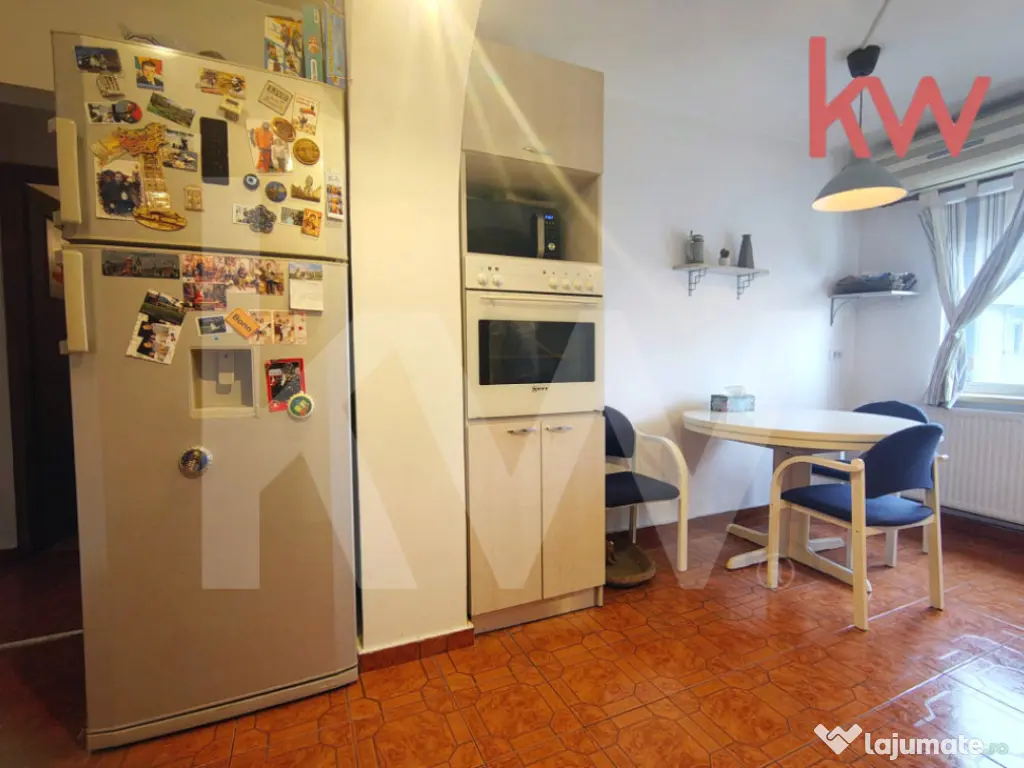 Apartament generos 3 camere, 1 Mai 