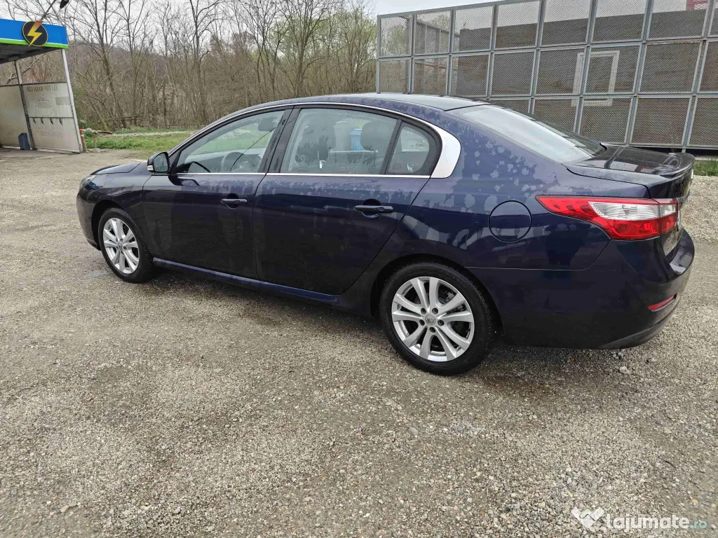 Renault Latitude 2011 – Elegant, Spațios, Întreținut, Full Confort