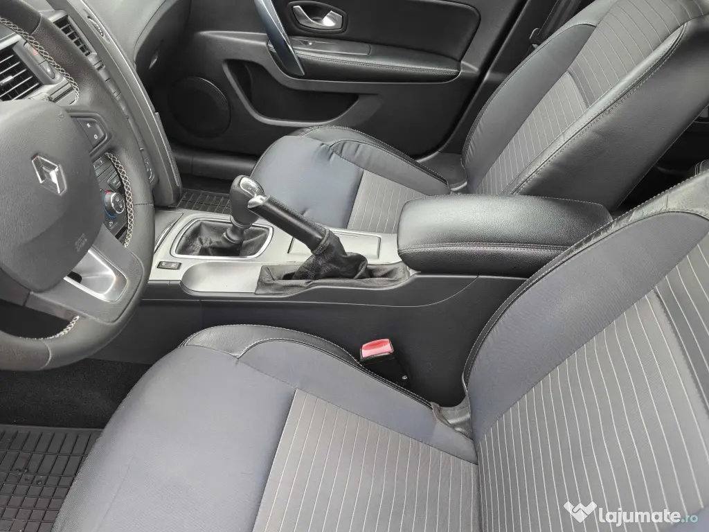 Renault Latitude 2011 – Elegant, Spațios, Întreținut, Full Confort