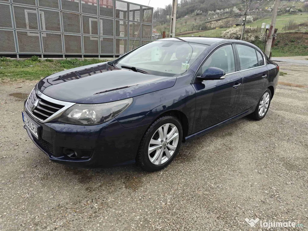 Renault Latitude 2011 – Elegant, Spațios, Întreținut, Full Confort