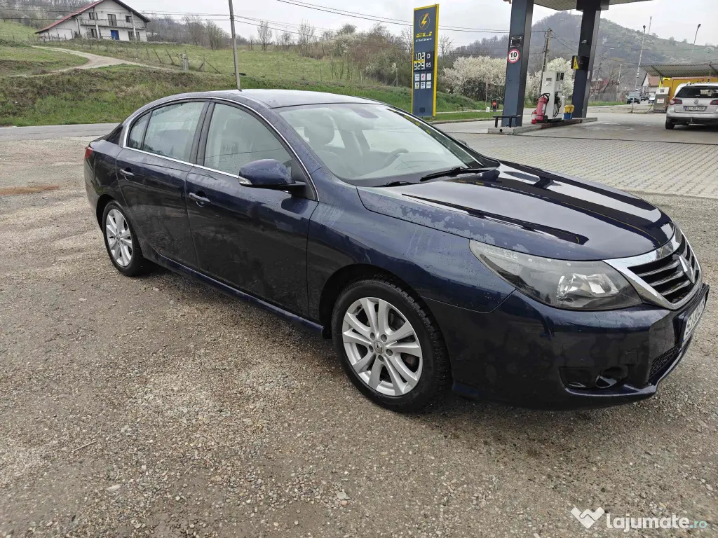 Renault Latitude 2011 – Elegant, Spațios, Întreținut, Full Confort