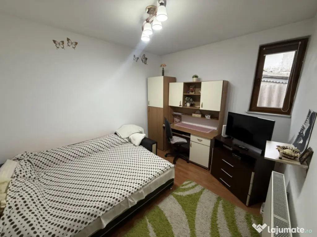 Garsonieră de vânzare în vilă – zona 23 August, etaj 1 