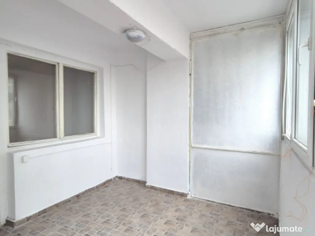 Apartament decomandat 2 camere, 60MP, etaj 1, Calea Doroban 