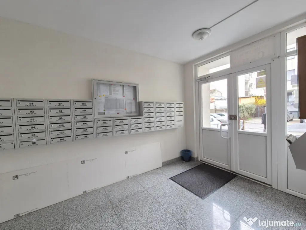 Apartament decomandat 2 camere, 60MP, etaj 1, Calea Doroban 