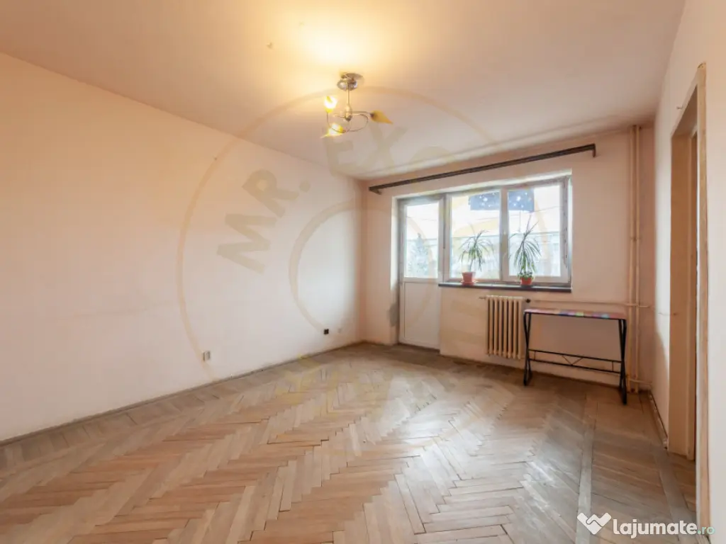 3 camere Războieni | Etaj 3 | Compartimentare circulară | 