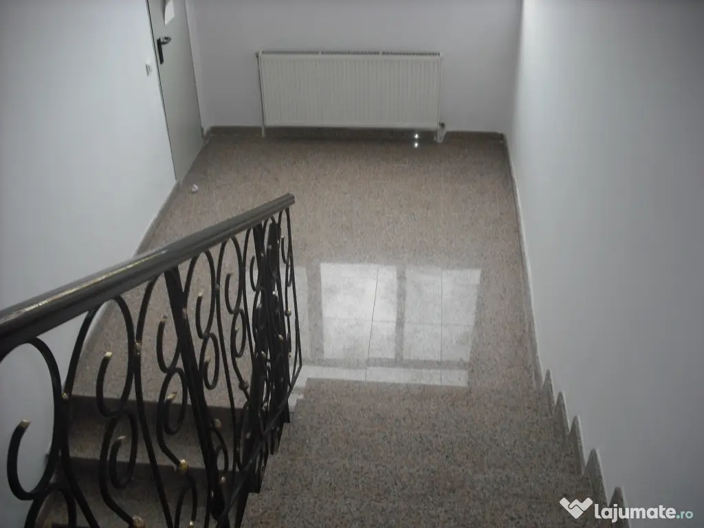 zugraveli scari de bloc si apartamente 