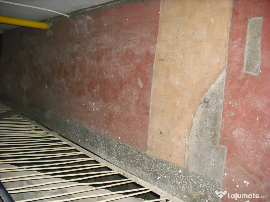 zugraveli scari de bloc si apartamente 