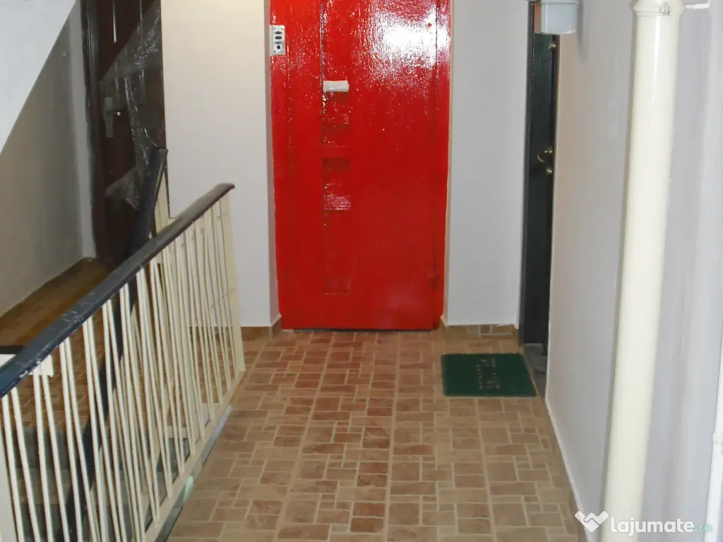 zugraveli scari de bloc si apartamente 